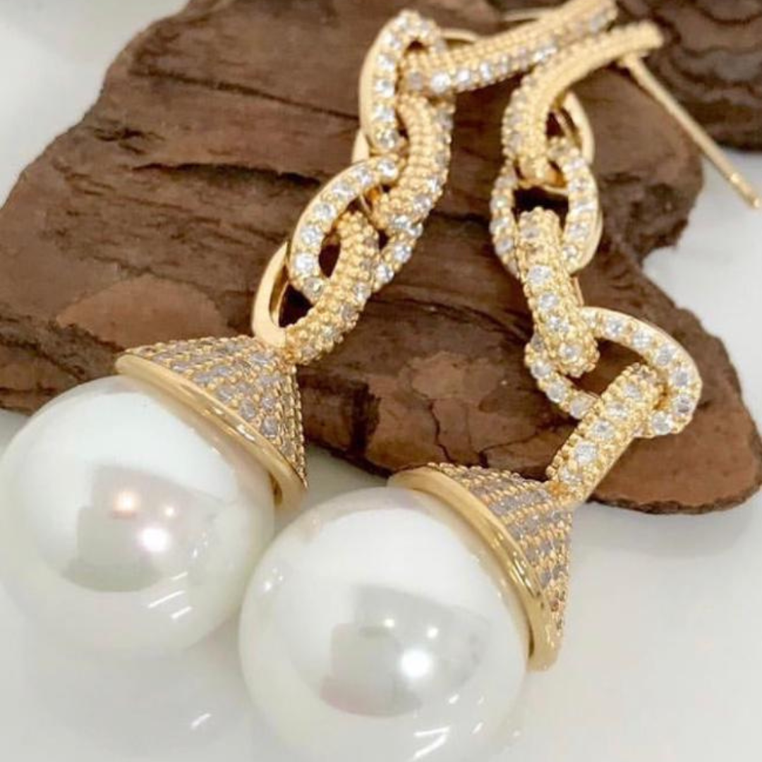 Pearls earrings